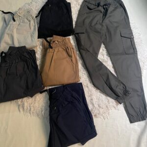 Pantalón cargo gabardina